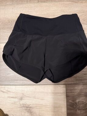 lululemon athletica Black Athletic Speed Up Shorts - lined